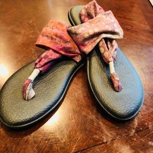 Sanuk flip flops
